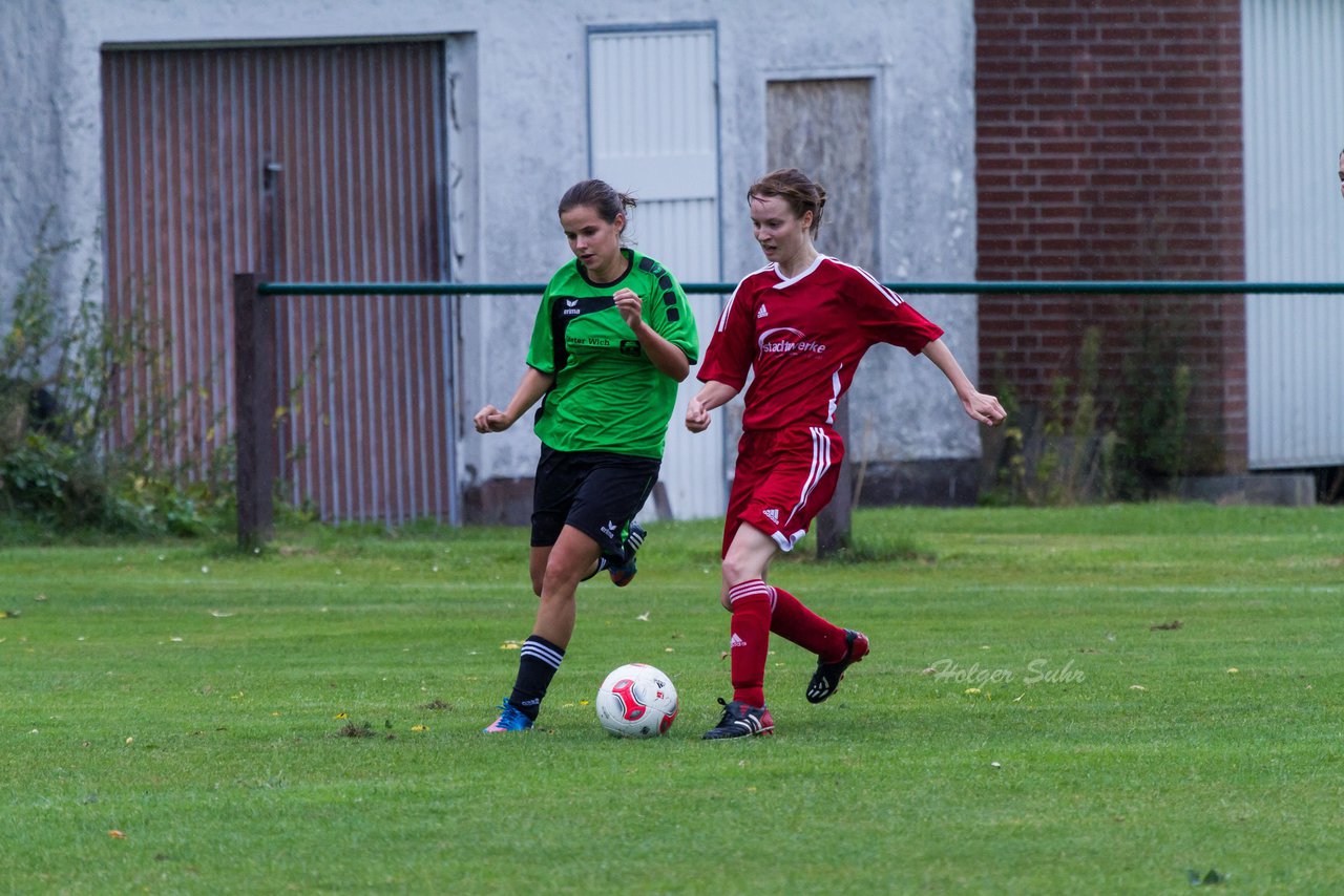 Bild 158 - Frauen SG Schmalfeld/Weddelbrook - Ratzeburger SV : Ergebnis: 1:7